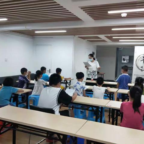 “弘扬民族文化，演绎书法魅力”新华社区青少年硬笔书法培训班