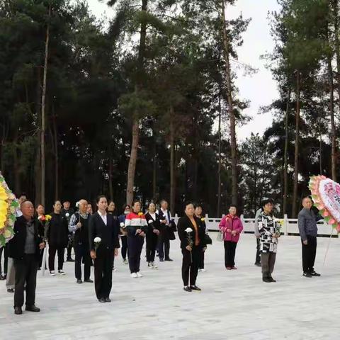 【党建】“涟江银辉”基层党建志愿服务队党建指导员参加涟江社区主题党日活动