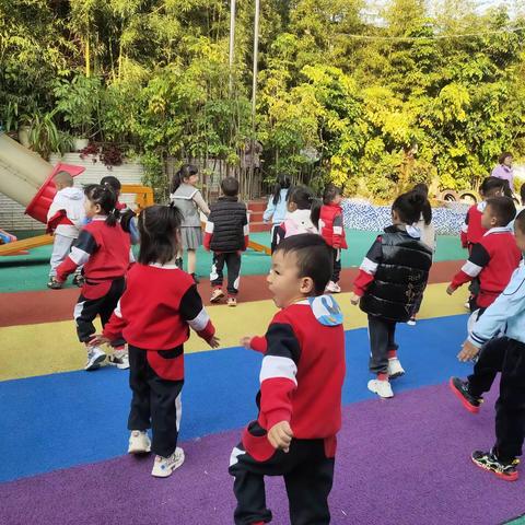 弥勒市小雨点幼儿园果果班——“学习是最美的遇见，成长是最好的风景”