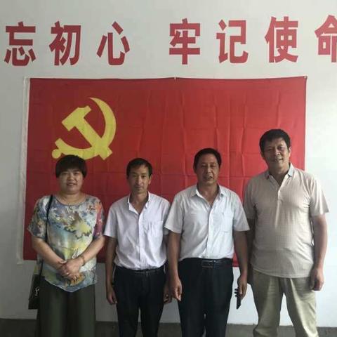 长治市律师第四党支部到扶贫联系点进行走访考察