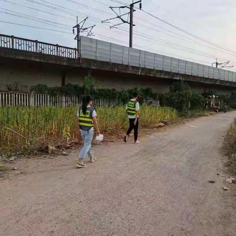 下浦街道8月铁路巡查保安全