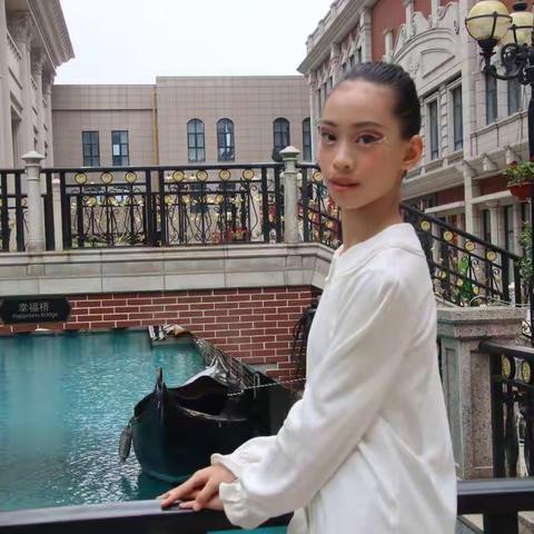 宝宝们愉快的早晨