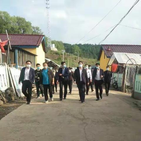 县委书记宋钦炜深入八道沟镇走访调研重点工作