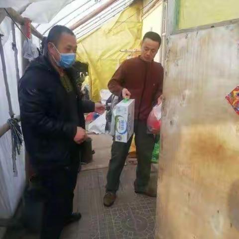 八道沟镇“党员亮身份 挺身战疫情”系列之十  山沟里也有免费的宅急送