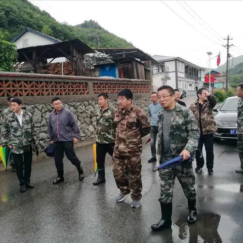 县长李圣范深入八道沟镇 检查指导防台防汛工作