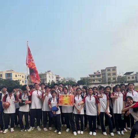 以比赛之名 凝团结之心——万宁市第二中学高一七班