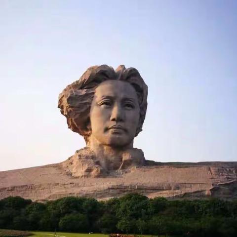 金秋潇湘行 重温革命情