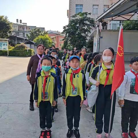 瓦窑中心小学四（1）班公益、志愿服务活动