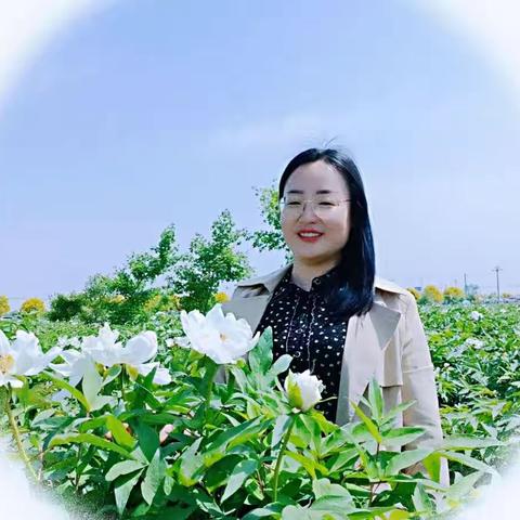 ⼀⼼育幼苗 两肩担未来——王村镇中心小学“先进教师”刘敏