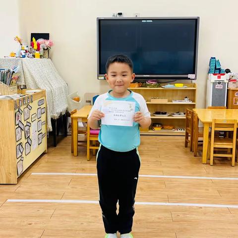 奥林六班5月故事大王