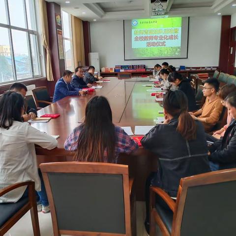 青出于蓝青于蓝，师承师道道愈宽