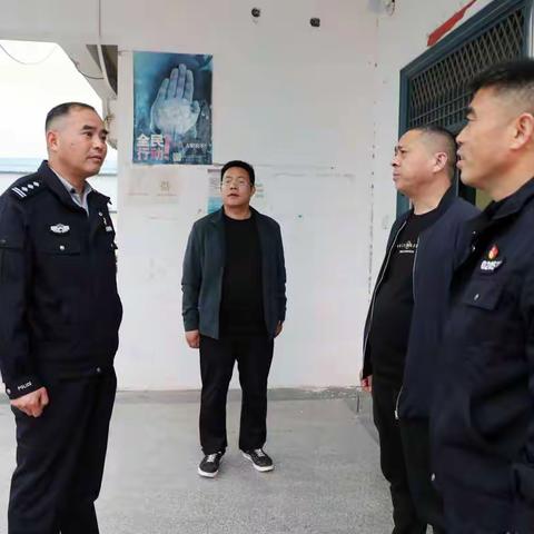 市局党委委员凌小锁到通许督导检查省党代会安保维稳工作