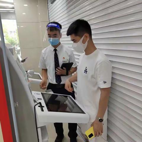 [皖美工驿·感恩关爱]国家关怀永冲锋，金融服务不掉队