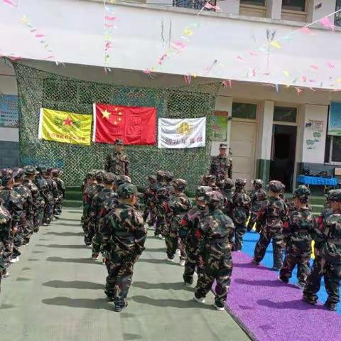 元龙镇新起点幼儿园幼儿军警课