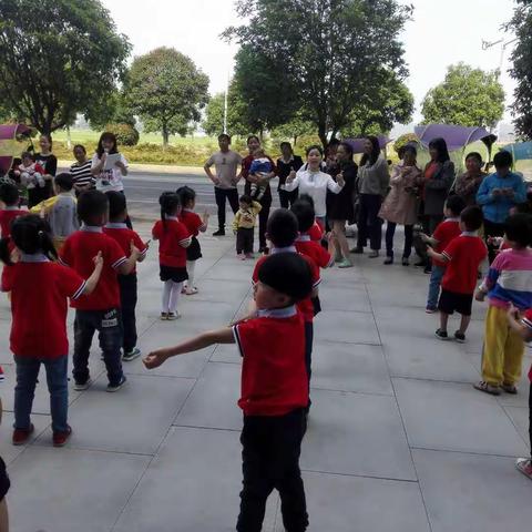 城北幼儿园“浓情五月，感恩母亲”主题活动