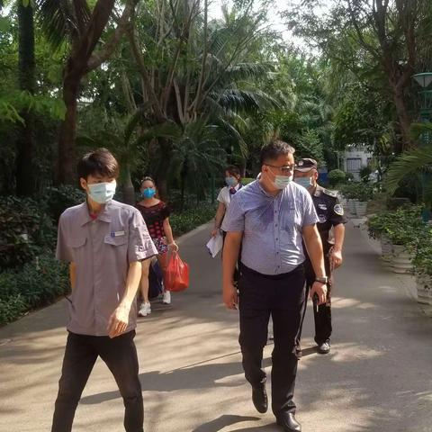 四月，愿所有美好如期而至。。。
