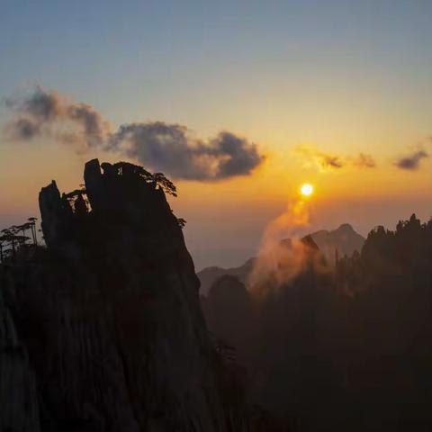 五岳归来不看山，黄山归来不看岳。