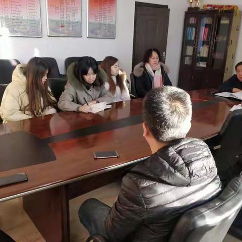 满归镇召开新型冠状病毒疫情防控工作部署会