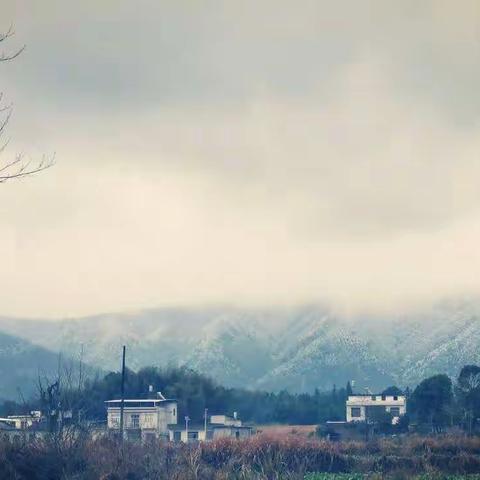 冬日雪，山连山