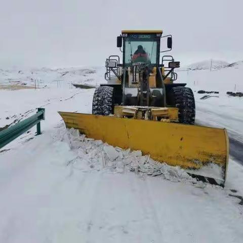 大武段全力做好冬季保通工作，为安全出行保驾护航