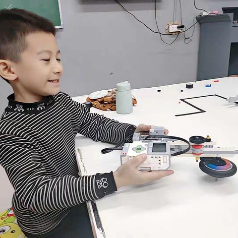 陀螺发射器