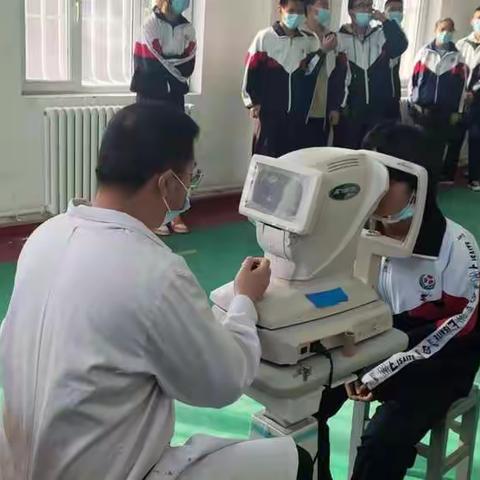 六十四团医院为2500名学生开展视力普查