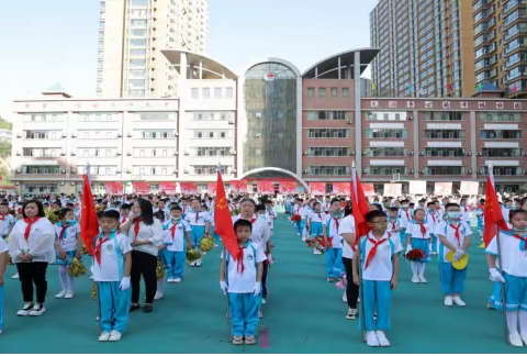 柳林镇锄沟小学一年级教师团队