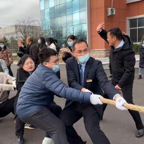 凝心聚力扬风采，出类拔萃健身心 | 临沂财贸学校教师首届拔河比赛圆满结束！