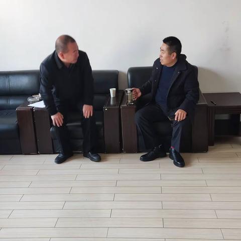 县工信局组织召开一满义龙景区高质量发展问题第一次协调会