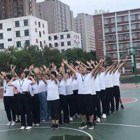 培训学习促提升   团队合作共进步