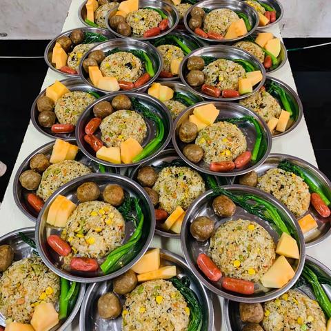 灵飞教育“秋季午托班”开始招生啦🎊🎊🎊“灵飞教育”感恩有你、有我❤️❤️❤️