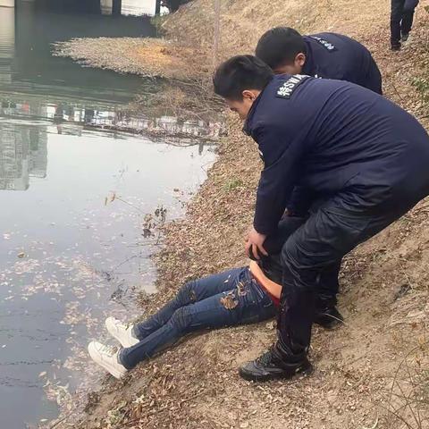 惊险！女子一时冲动跳河轻生，巡特警大队三中队民警火速救援