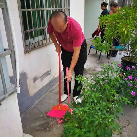 迎接国家卫生城市复审，我们在行动！