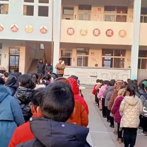 杨楼镇刘圪垱小学周工作总结