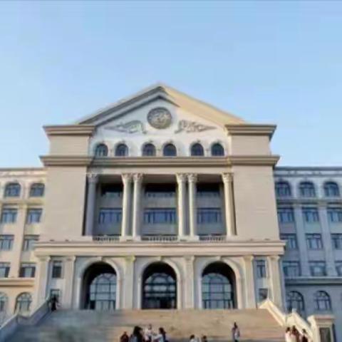 弘扬二十大思想，争做新时代青年
