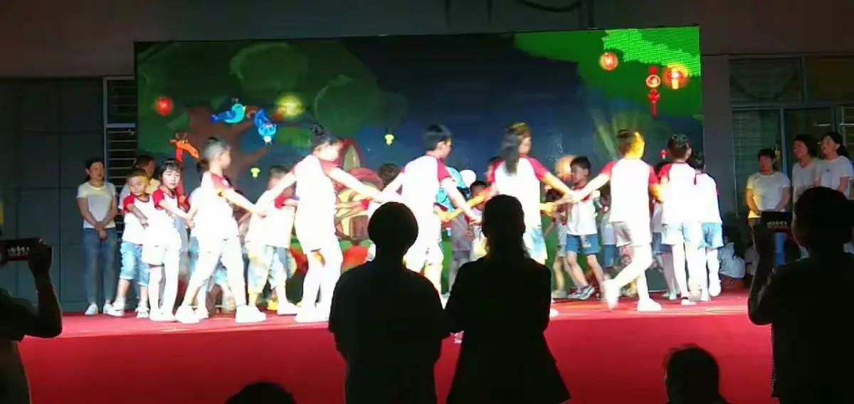 简篇-新泰市新汶街道大寺山小学“做新时代好少年”新队员开笔礼仪式暨艺术节展演活动