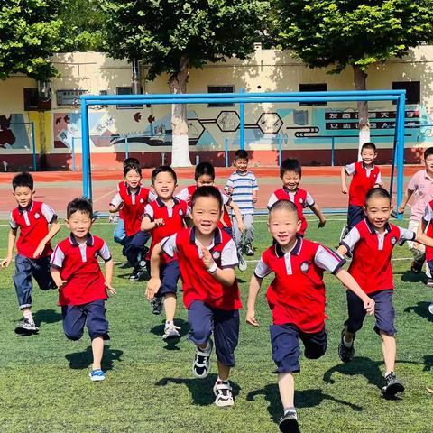 携手同行 ，共赴成长之约——寿光市市直机关幼儿园文礼园参观小学活动