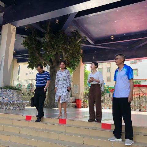 专家引领春风化雨，砥砺前行静待花开——“领航学校+”工程项目专家莅临东风小学