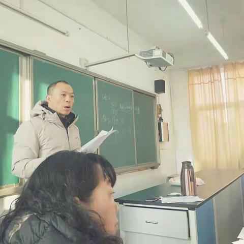 以展评促学习，以教研提效率       ——新华路中心校2019-2020学年上学期作业展评暨参与式活动