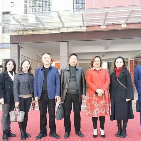 潘义天天进步名师工作室赴双峰文正学校送教研讨活动