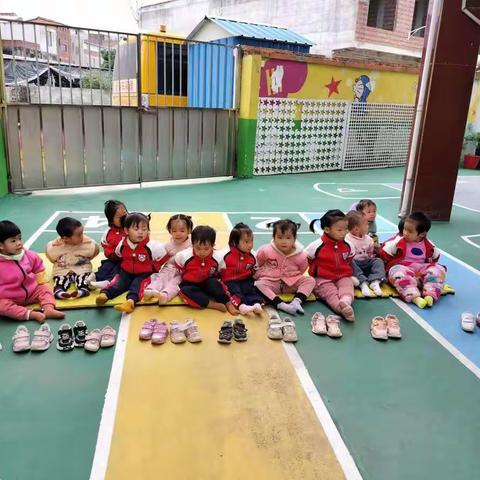 横州市云表镇童心幼儿园小三班幼儿技能比赛