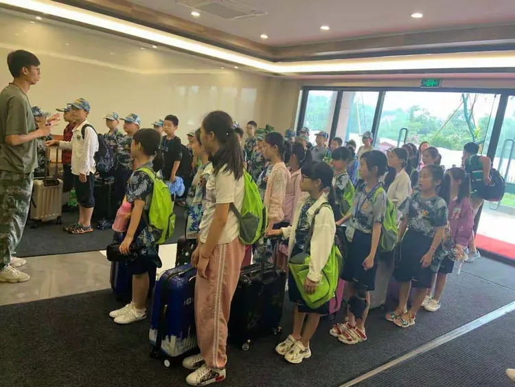 星韵学校学生2019安吉研学(一）