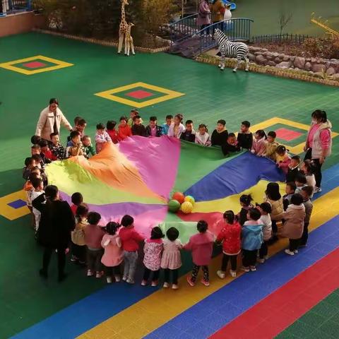 凤鸣幼儿园小二班宝贝们的快乐时光