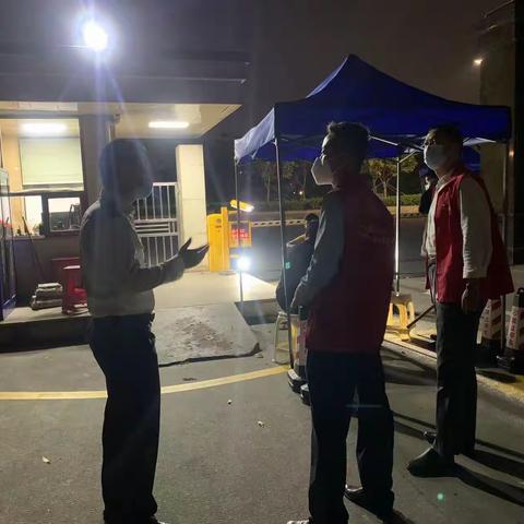 公明街道应急办开展防疫排查整治行动