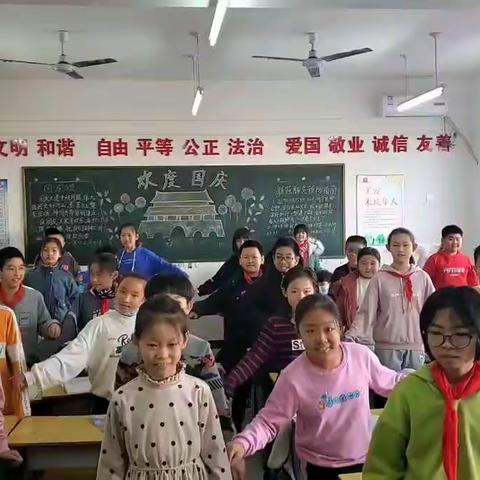 五上小步舞曲