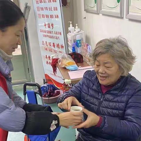 大雪飘飘，岁寒情暖