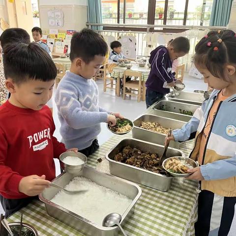 《利用绘本培养中班幼儿进餐习惯的实践研究》