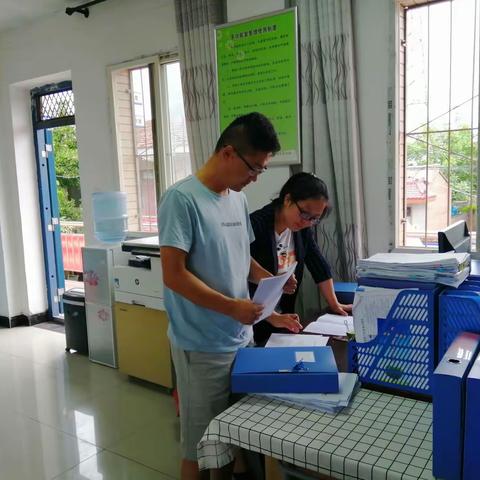 狠抓扶贫  鸣犊街道不松懈