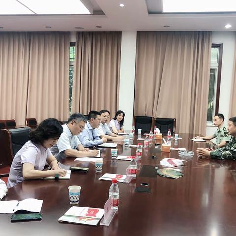 “八一”双拥送慰问——省行俞群副行长带队慰问中国人民解放军浙江省军区