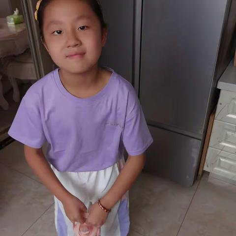 生活中的重量      二（四）班肖婧涵